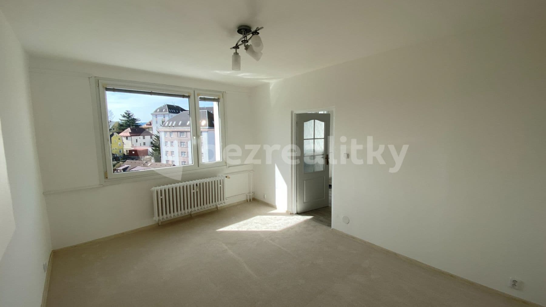 Pronájem bytu 2+kk 38 m², Lužická, Jablonec nad Nisou, Liberecký kraj