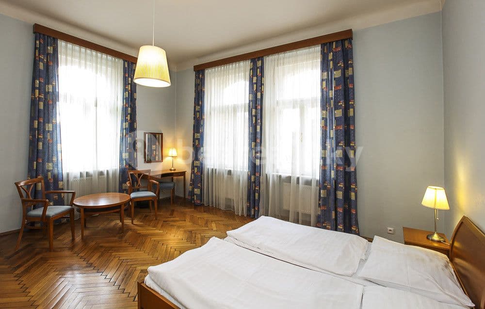 Pronájem bytu  82 m², Jana Masaryka, Praha, Praha