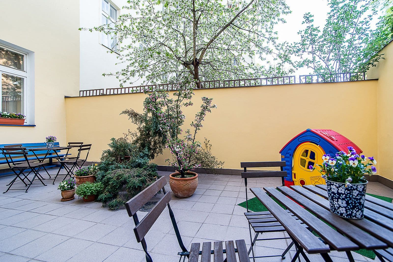 Pronájem bytu  72 m², Americká, Praha, Praha