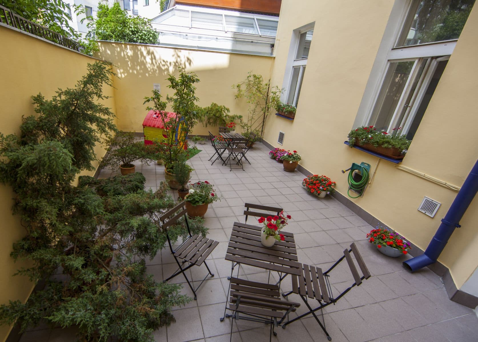 Pronájem bytu  72 m², Americká, Praha, Praha