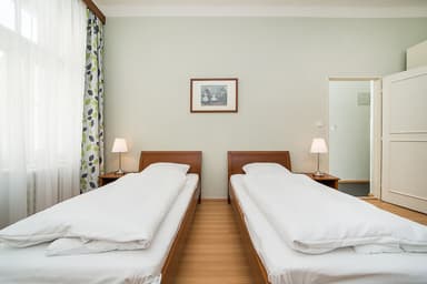 Pronájem bytu  43 m², Americká, Praha, Praha