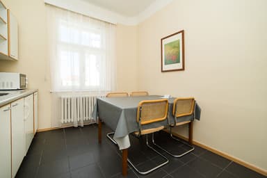 Pronájem bytu  43 m², Americká, Praha, Praha