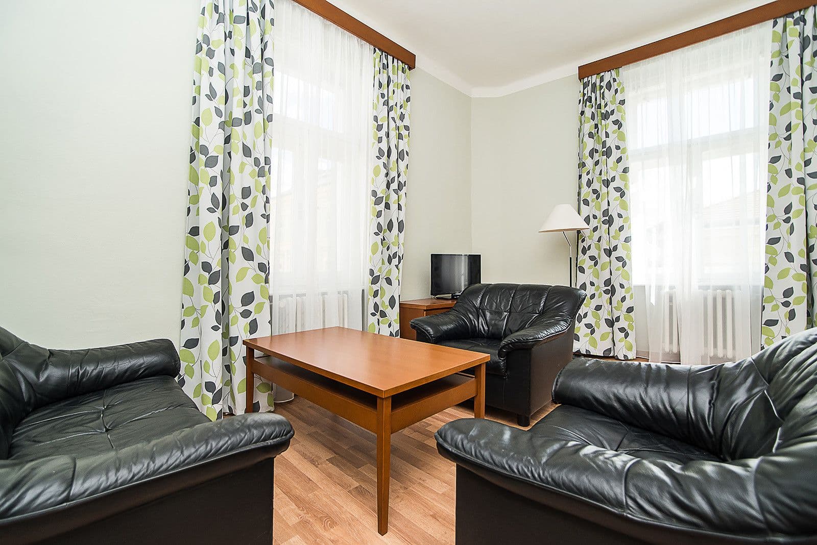 Pronájem bytu  43 m², Americká, Praha, Praha
