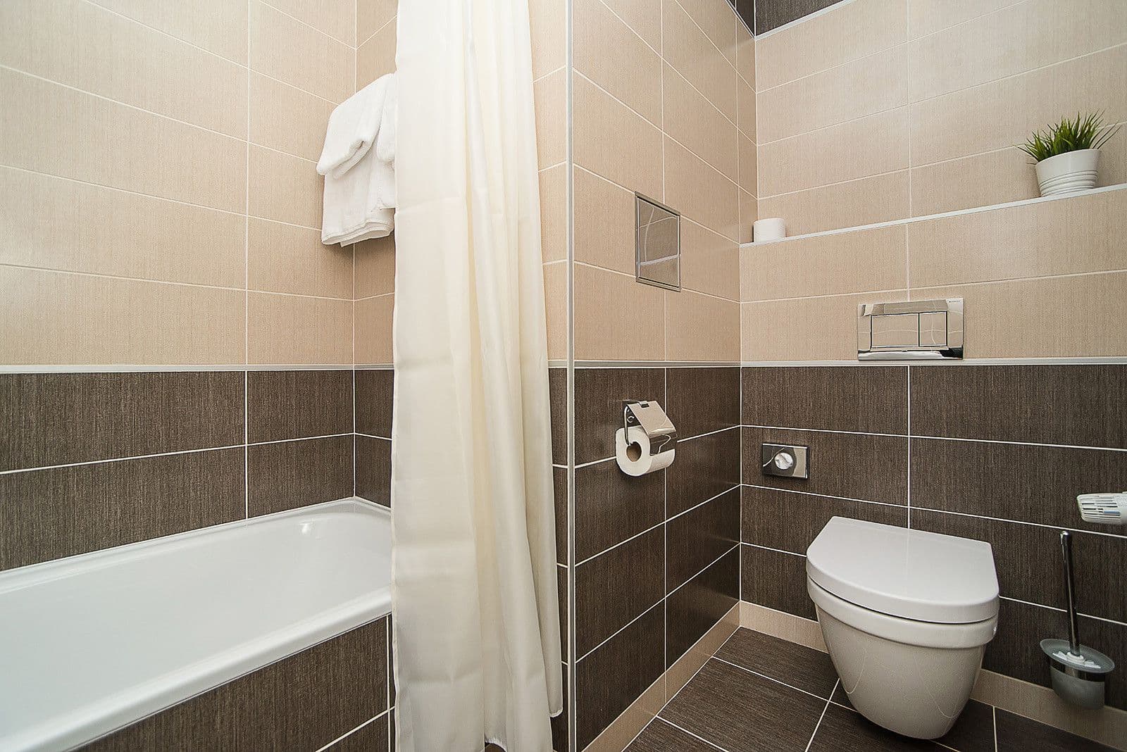 Pronájem bytu  43 m², Americká, Praha, Praha