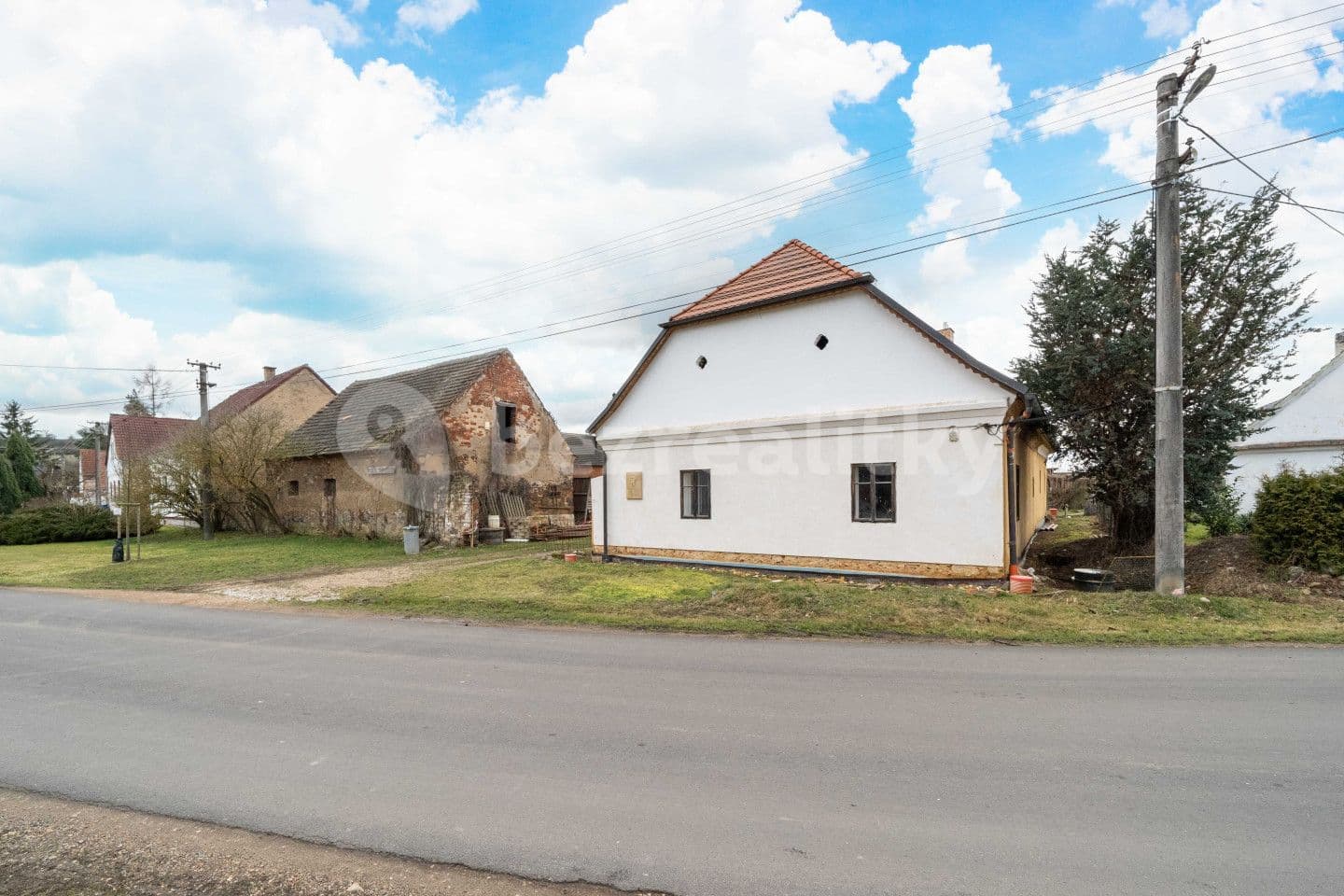 Prodej domu 187 m², pozemek 1.896 m², Zvíkovec, Plzeňský kraj