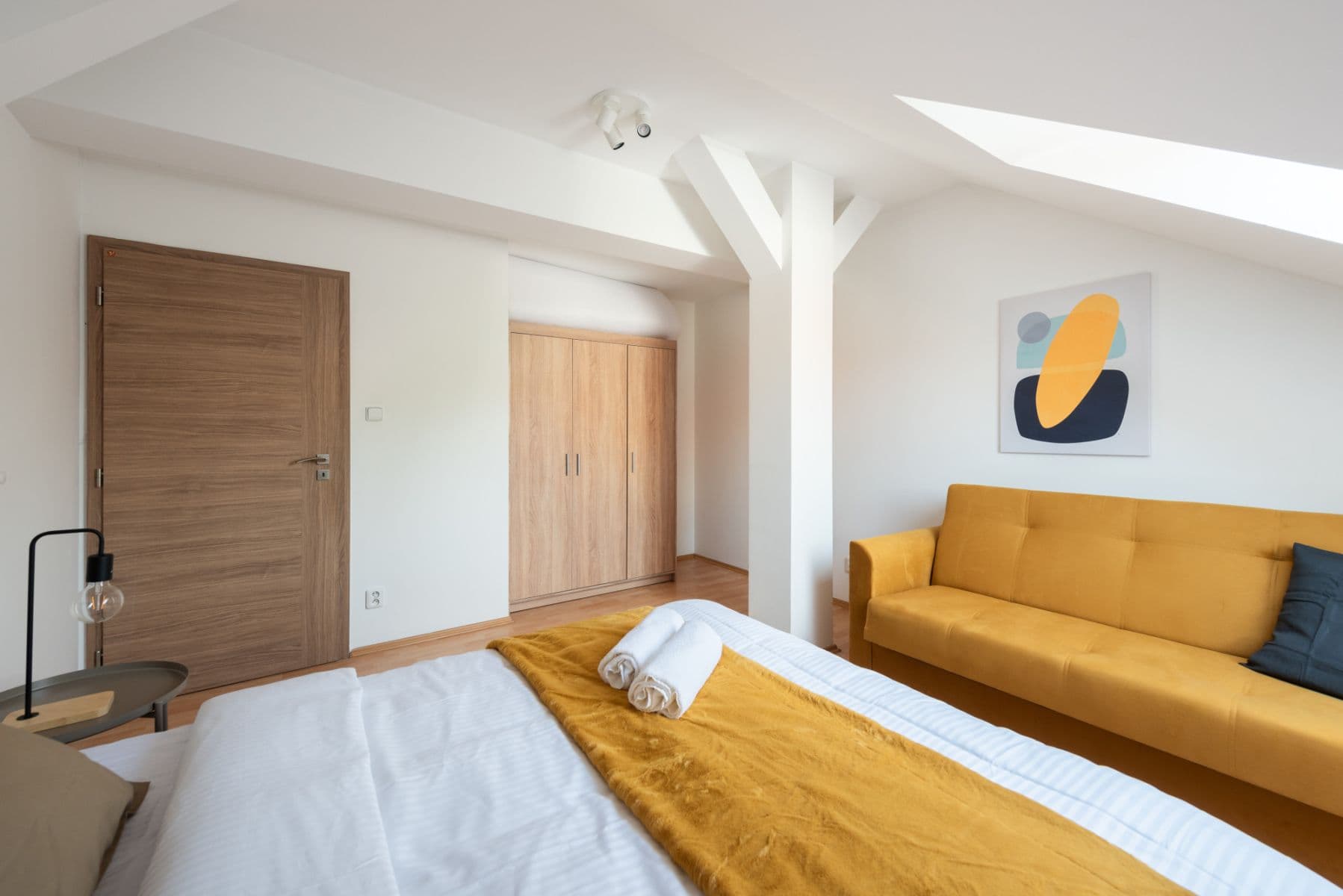 Pronájem bytu  90 m², Grafická, Praha, Praha