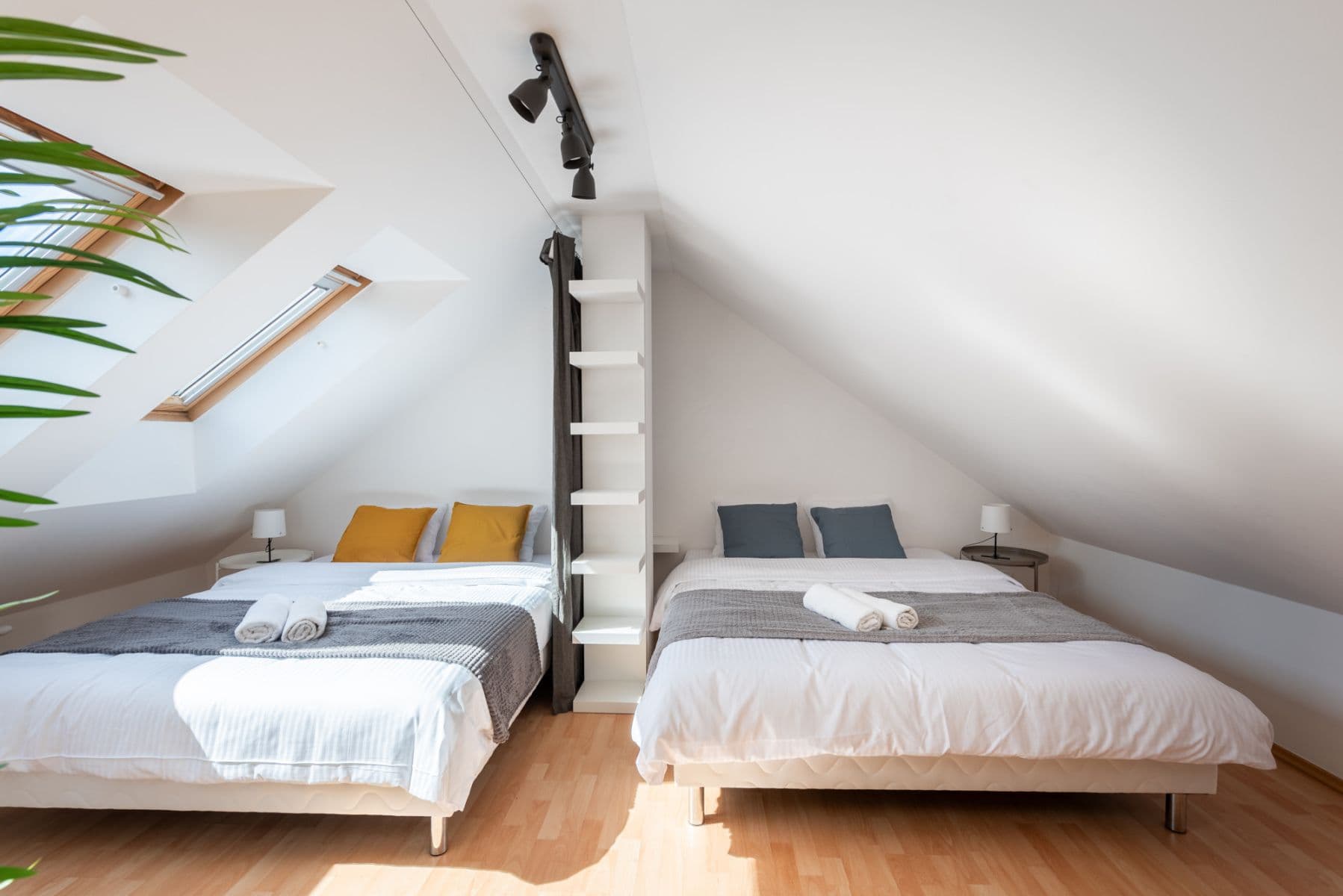 Pronájem bytu  90 m², Grafická, Praha, Praha