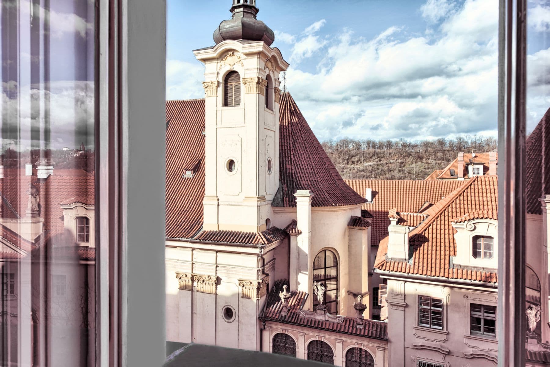 Pronájem bytu  100 m², U Milosrdných, Praha, Praha