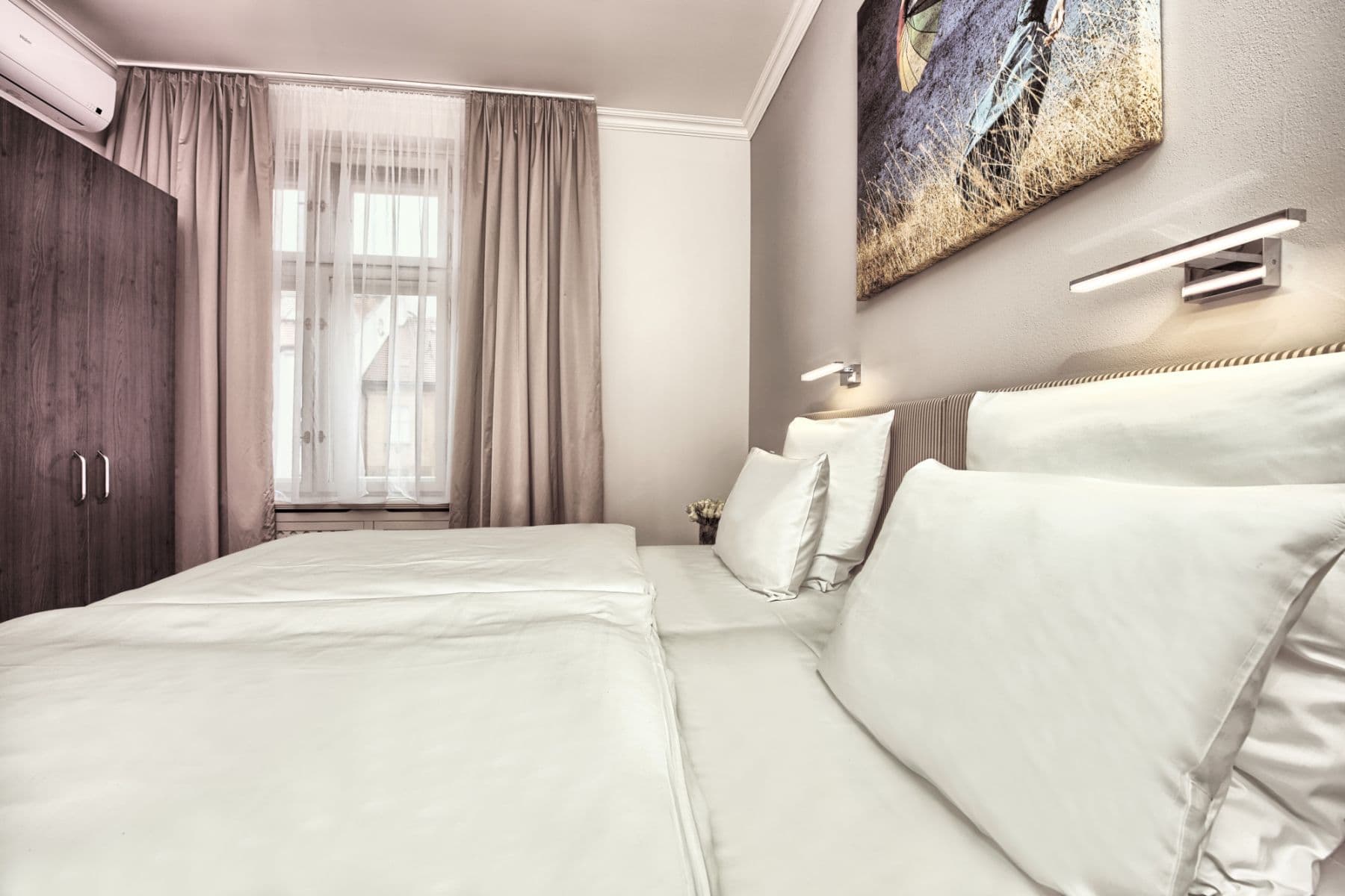 Pronájem bytu  100 m², U Milosrdných, Praha, Praha