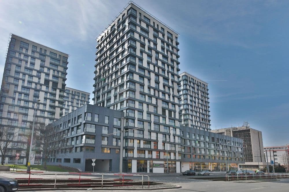 Pronájem bytu  42 m², Olšanská, Praha, Praha