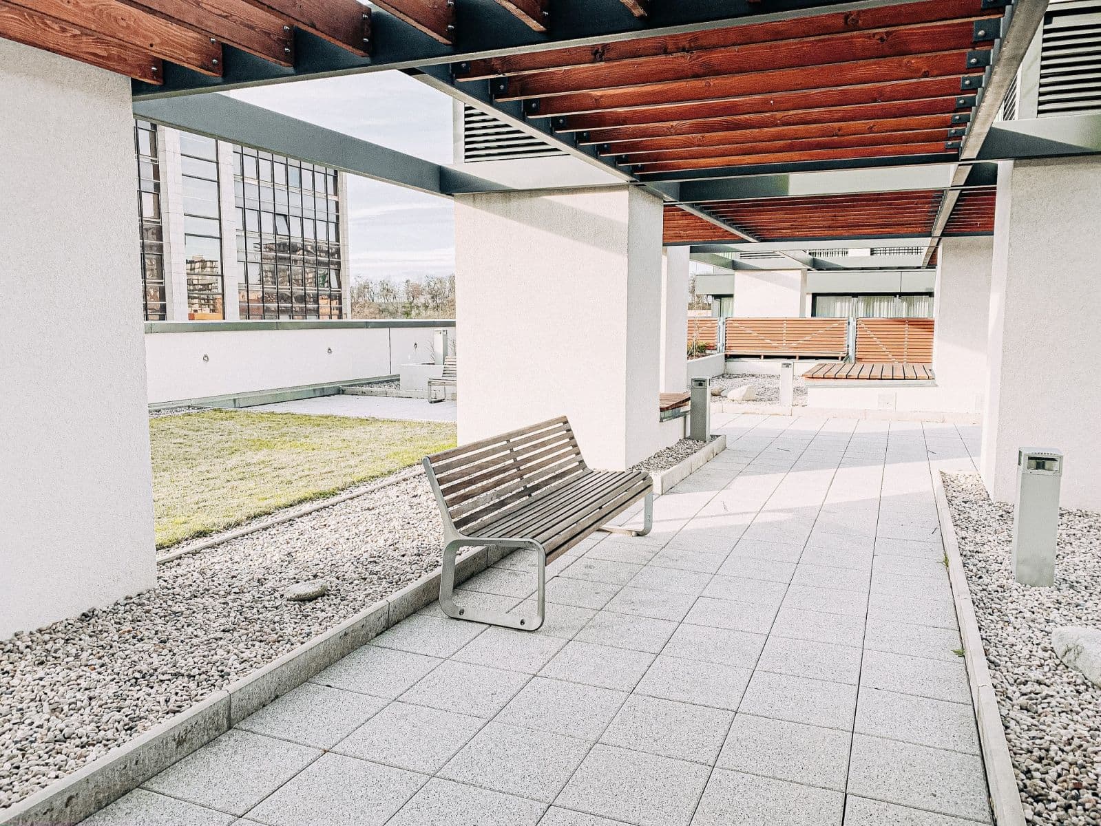 Pronájem bytu  42 m², Olšanská, Praha, Praha