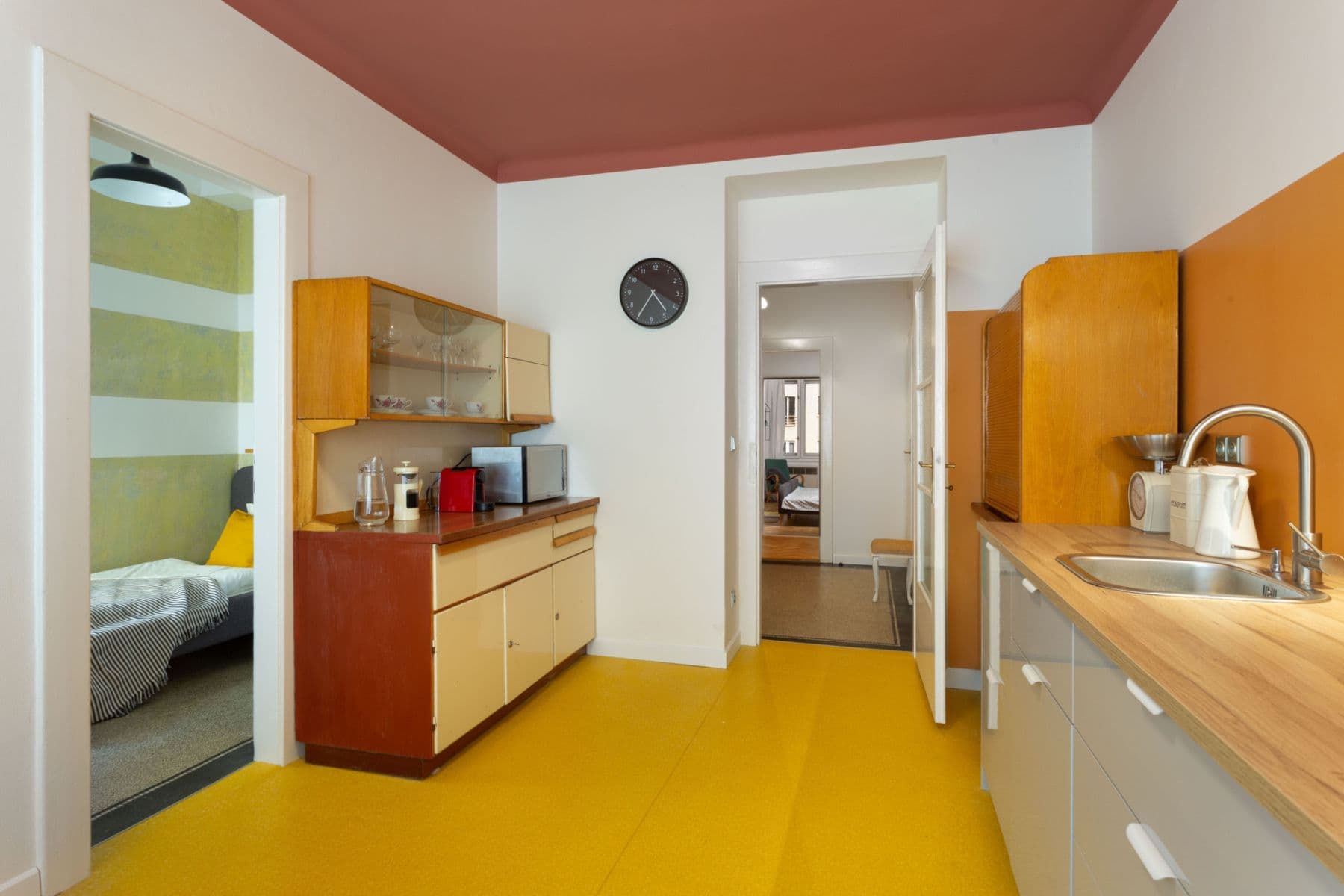 Pronájem bytu  100 m², Jugoslávských partyzánů, Praha, Praha