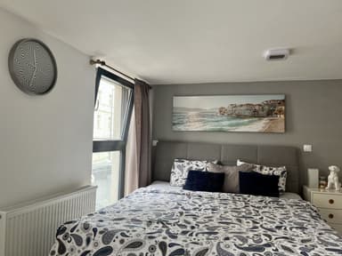 Pronájem bytu  30 m², Rostislavova, Praha, Praha