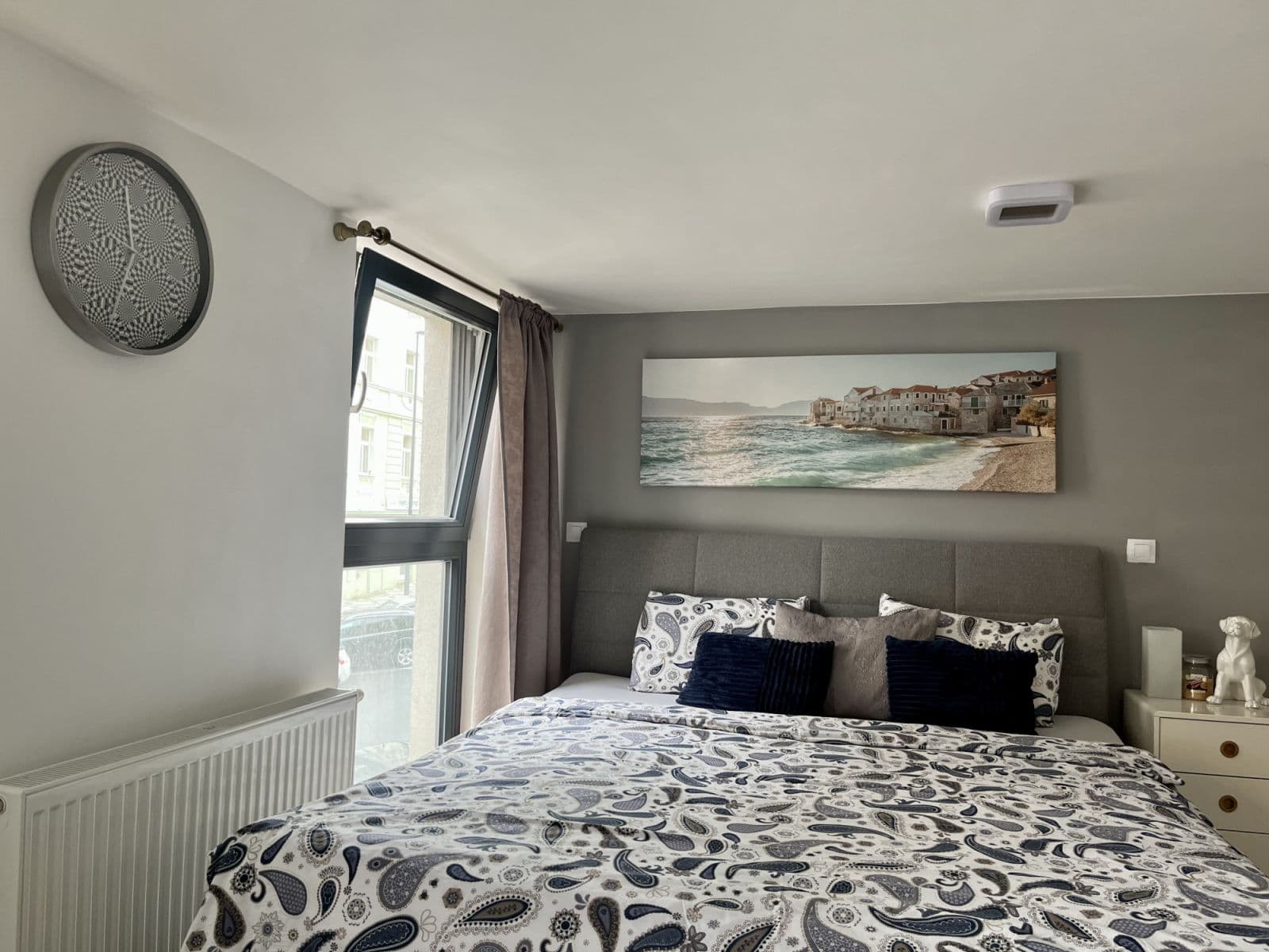 Pronájem bytu  30 m², Rostislavova, Praha, Praha