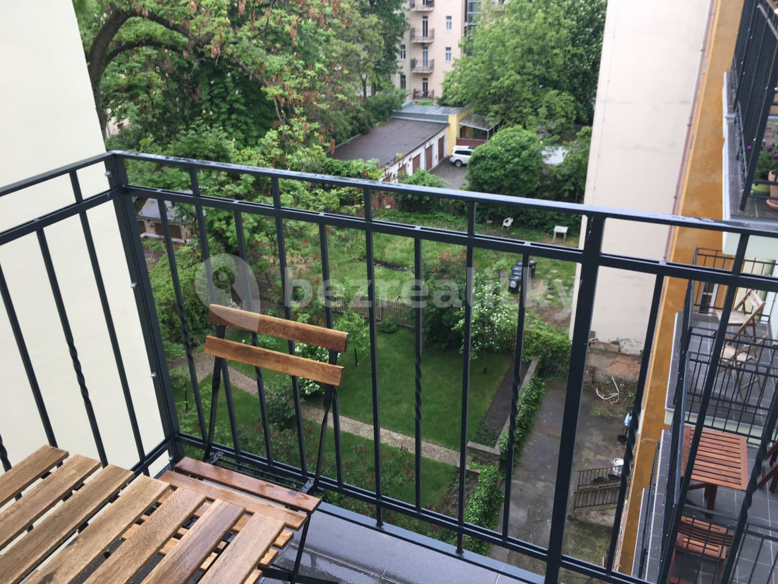 Pronájem bytu  29 m², Slavíkova, Praha, Praha