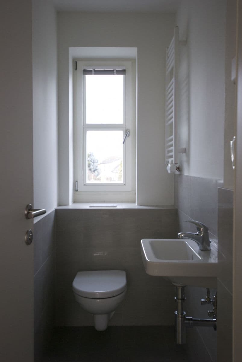 Pronájem bytu  114 m², Vokřínská, Praha, Praha