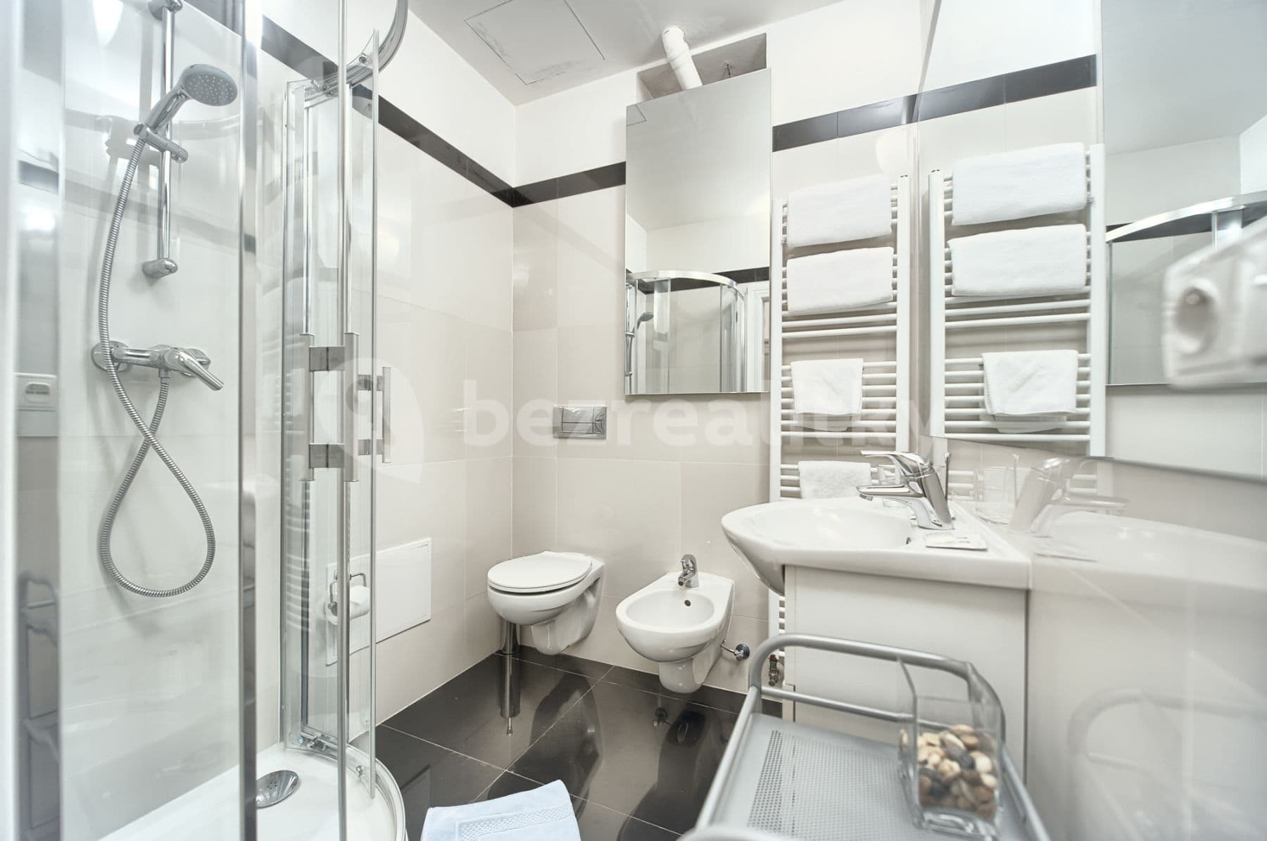 Pronájem bytu  105 m², Dušní, Praha, Praha