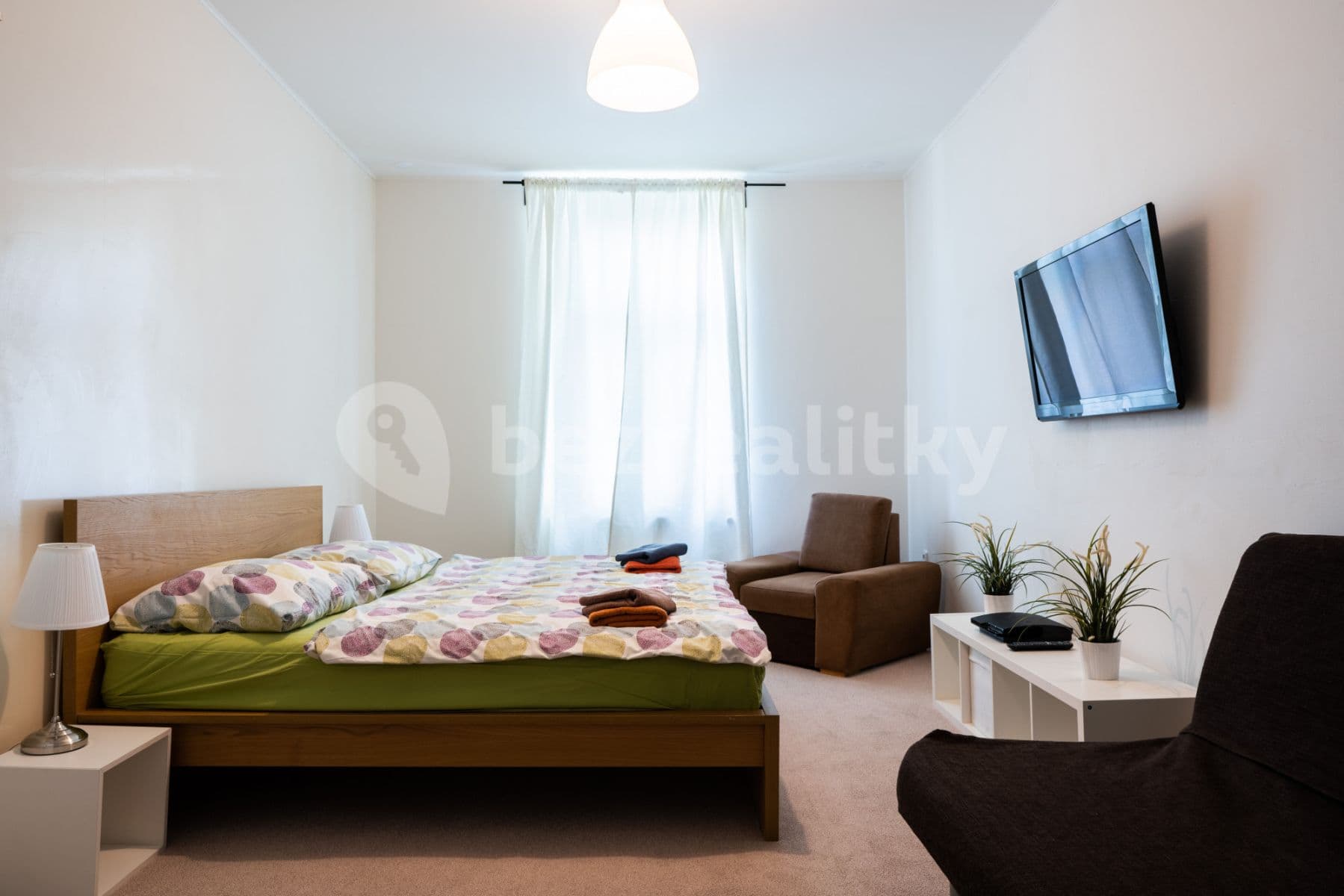 Pronájem bytu  79 m², Polská, Praha, Praha