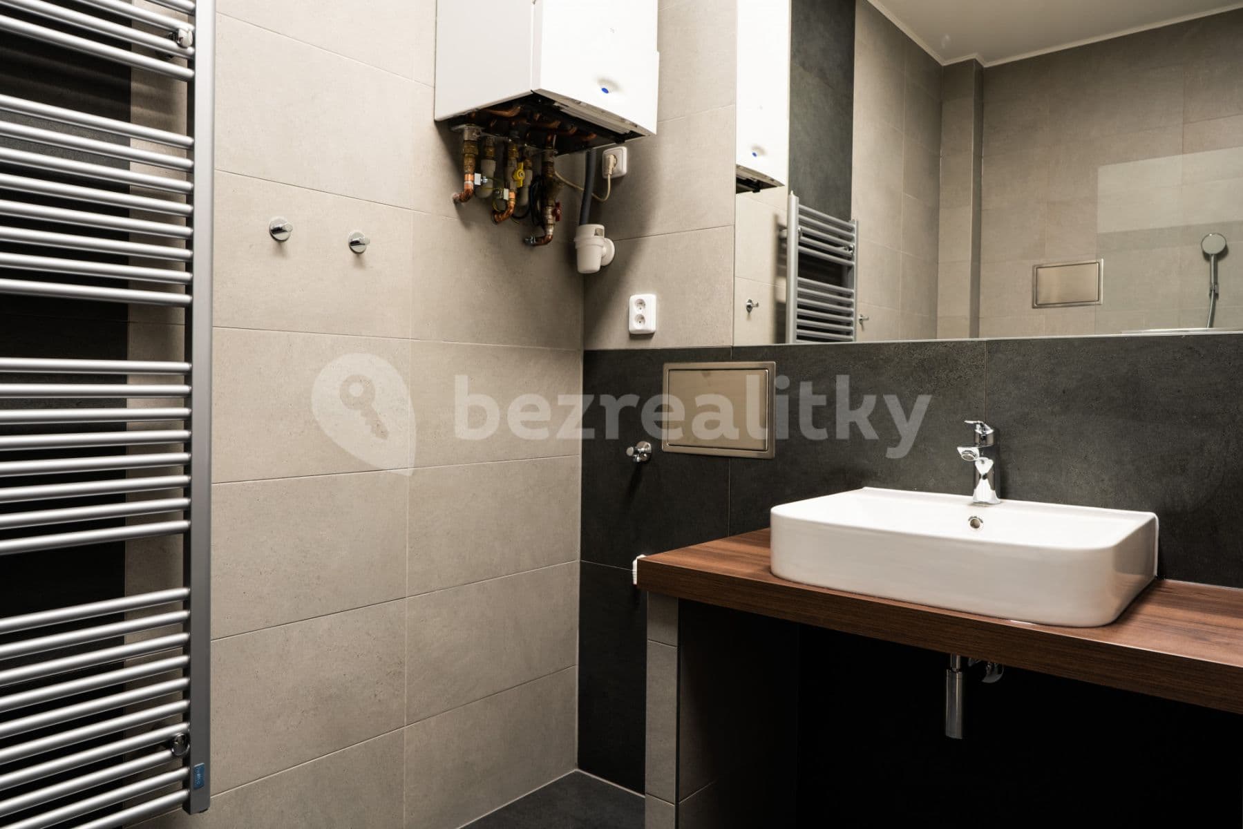 Pronájem bytu  79 m², Polská, Praha, Praha