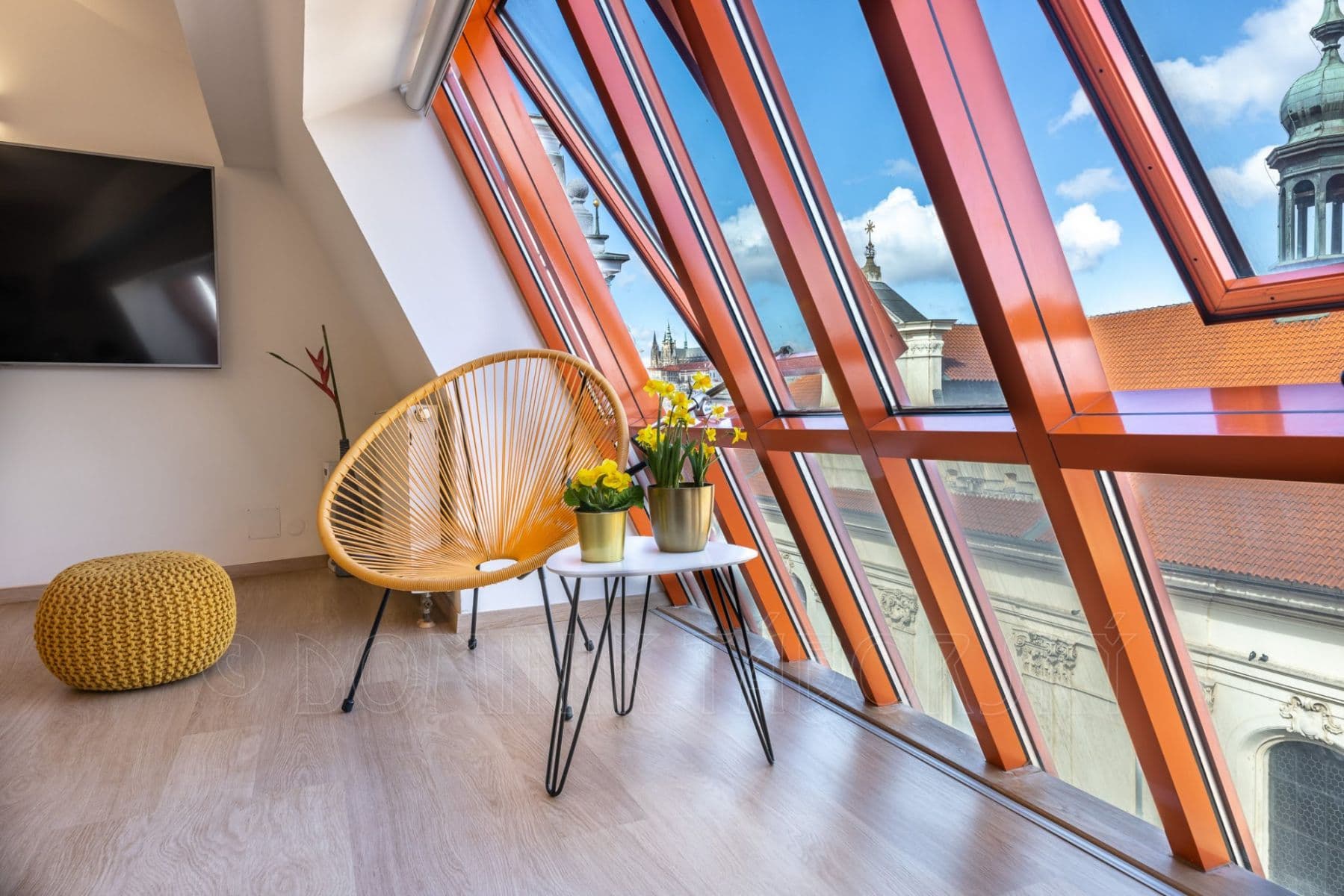 Pronájem bytu  75 m², Karlova, Praha, Praha