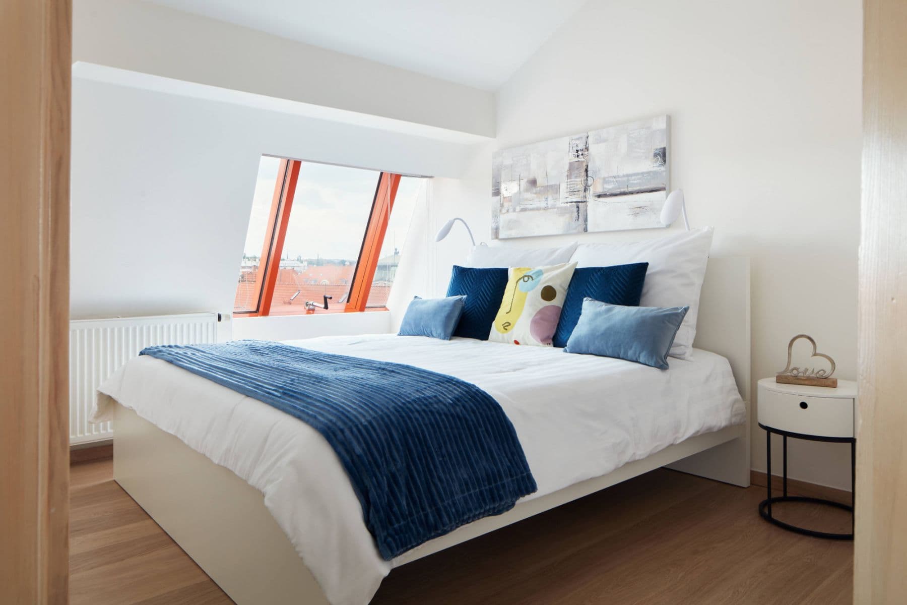 Pronájem bytu  75 m², Karlova, Praha, Praha