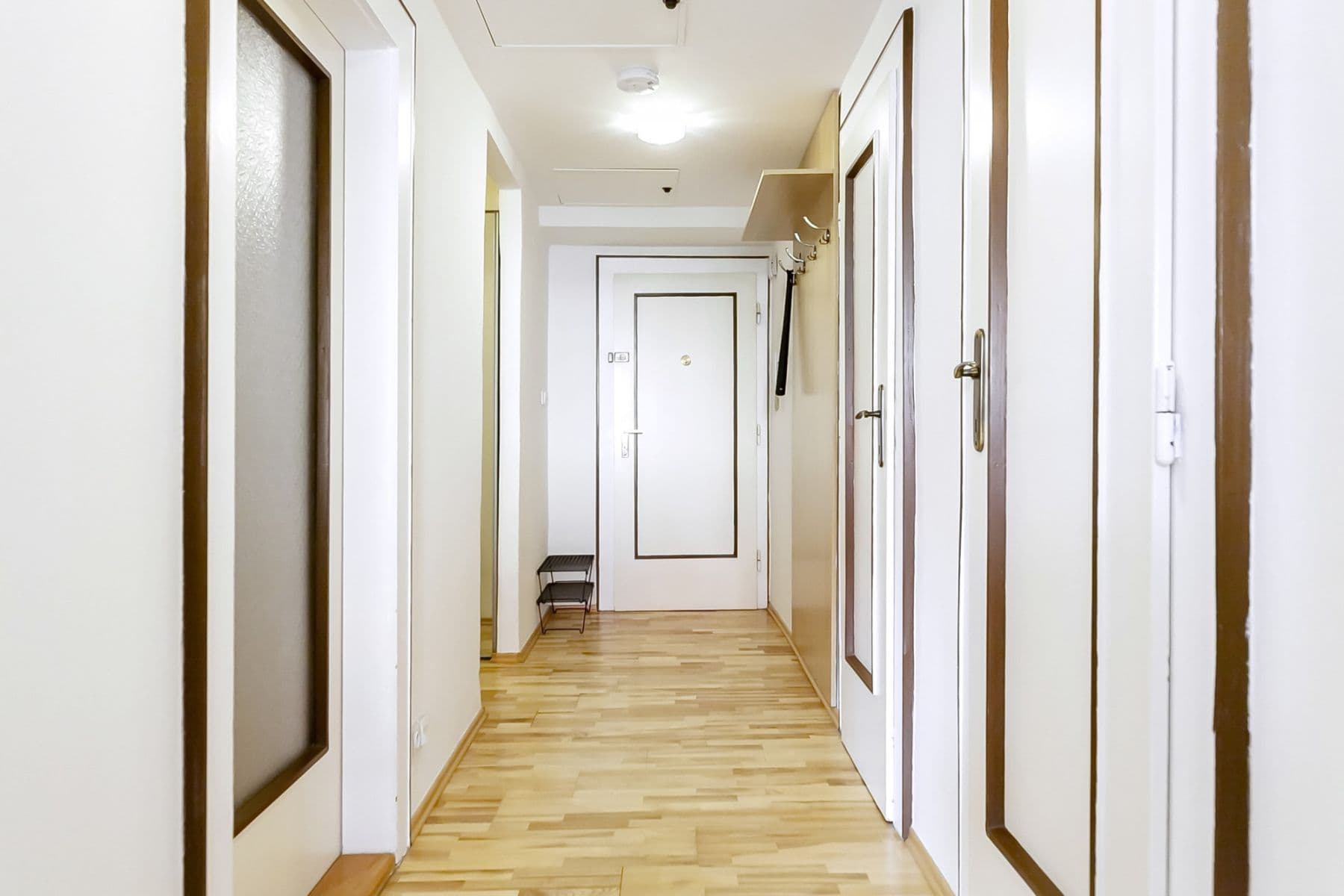 Pronájem bytu  50 m², U Obecního dvora, Praha, Praha