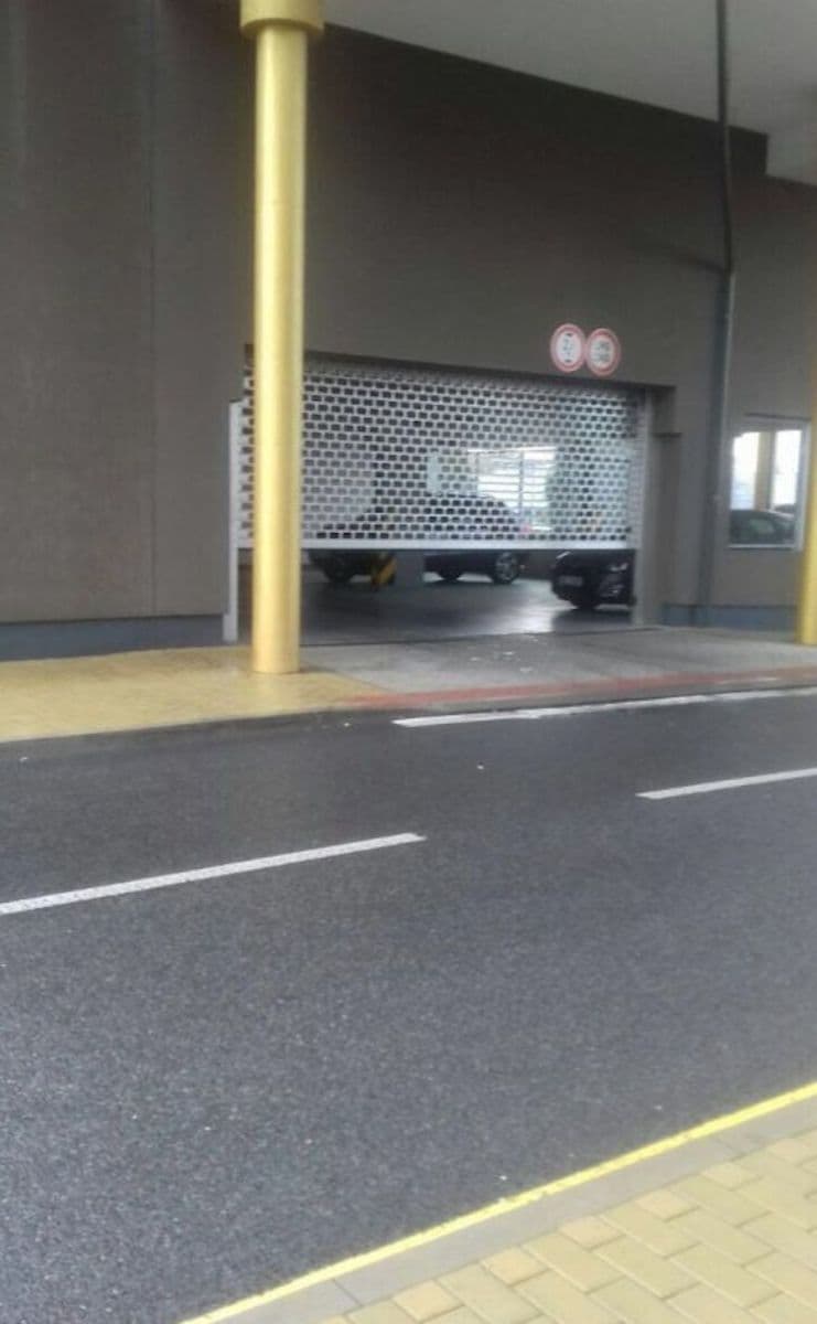Pronájem bytu  60 m², Zakšínská, Praha, Praha