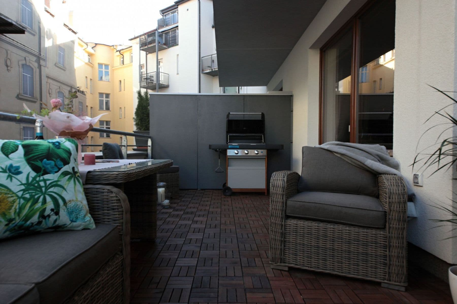 Pronájem bytu  39 m², Mozartova, Praha, Praha