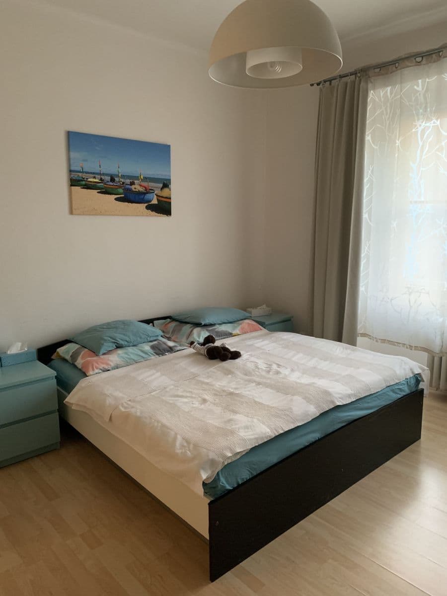 Pronájem bytu  52 m², U Křížku, Praha, Praha