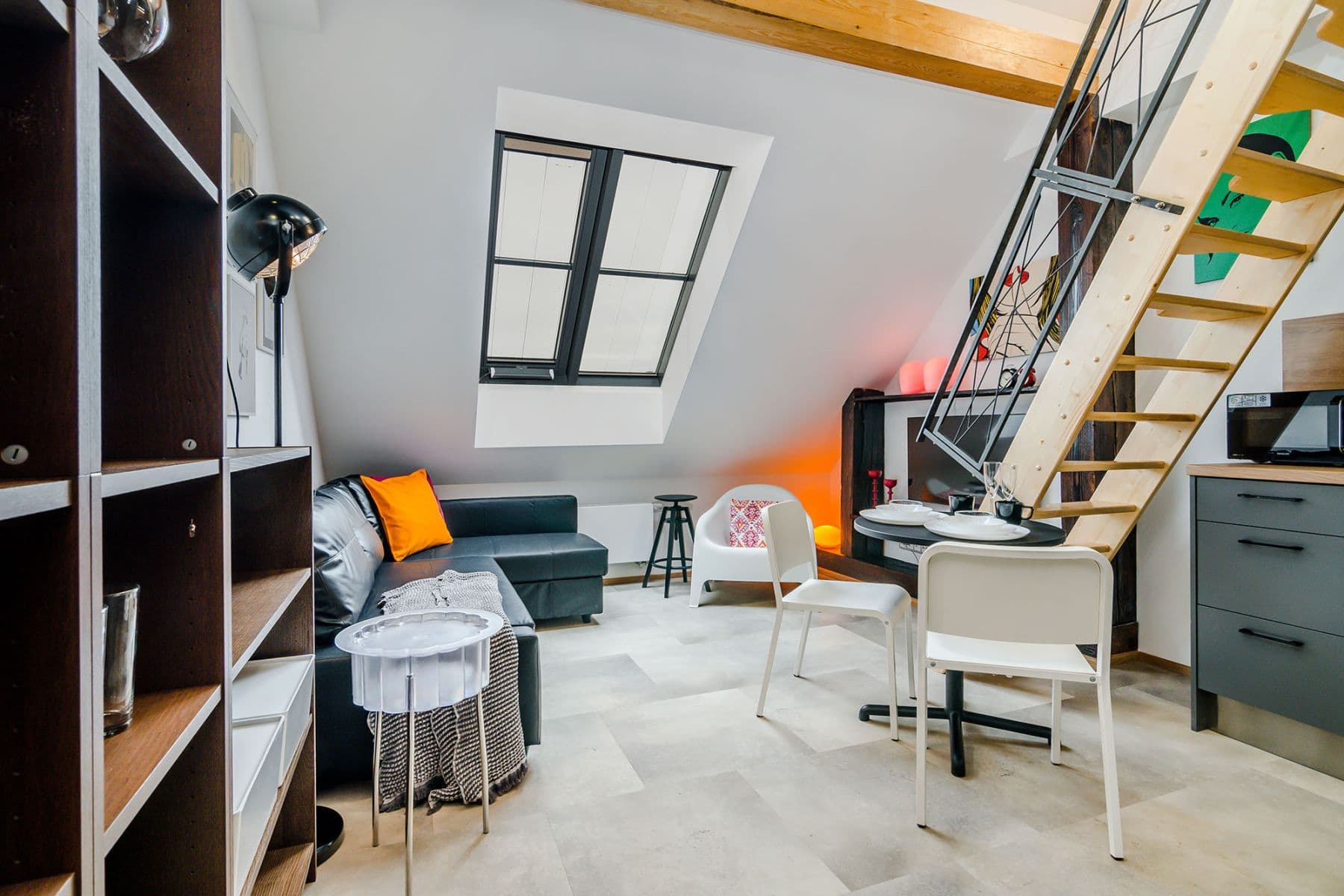Pronájem bytu  41 m², Na Zámecké, Praha, Praha