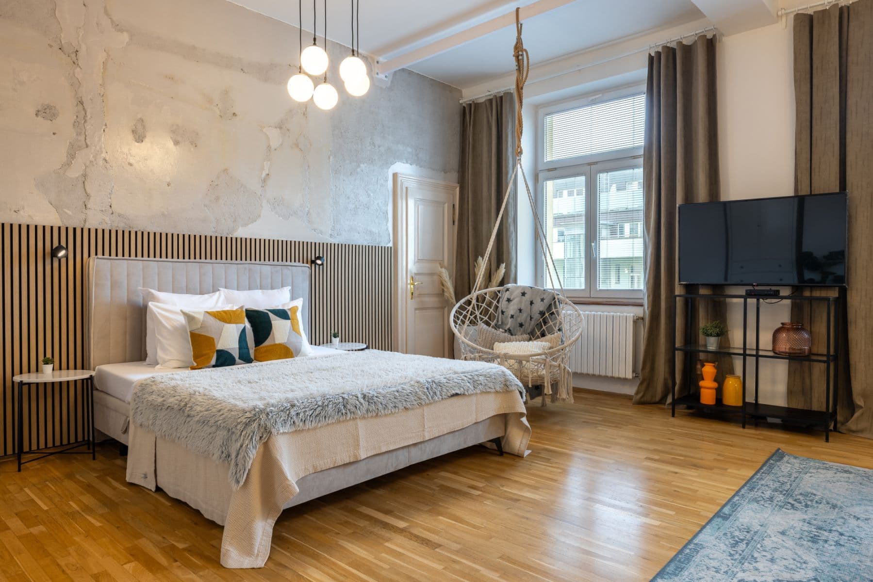 Pronájem bytu  160 m², Ruská, Praha, Praha