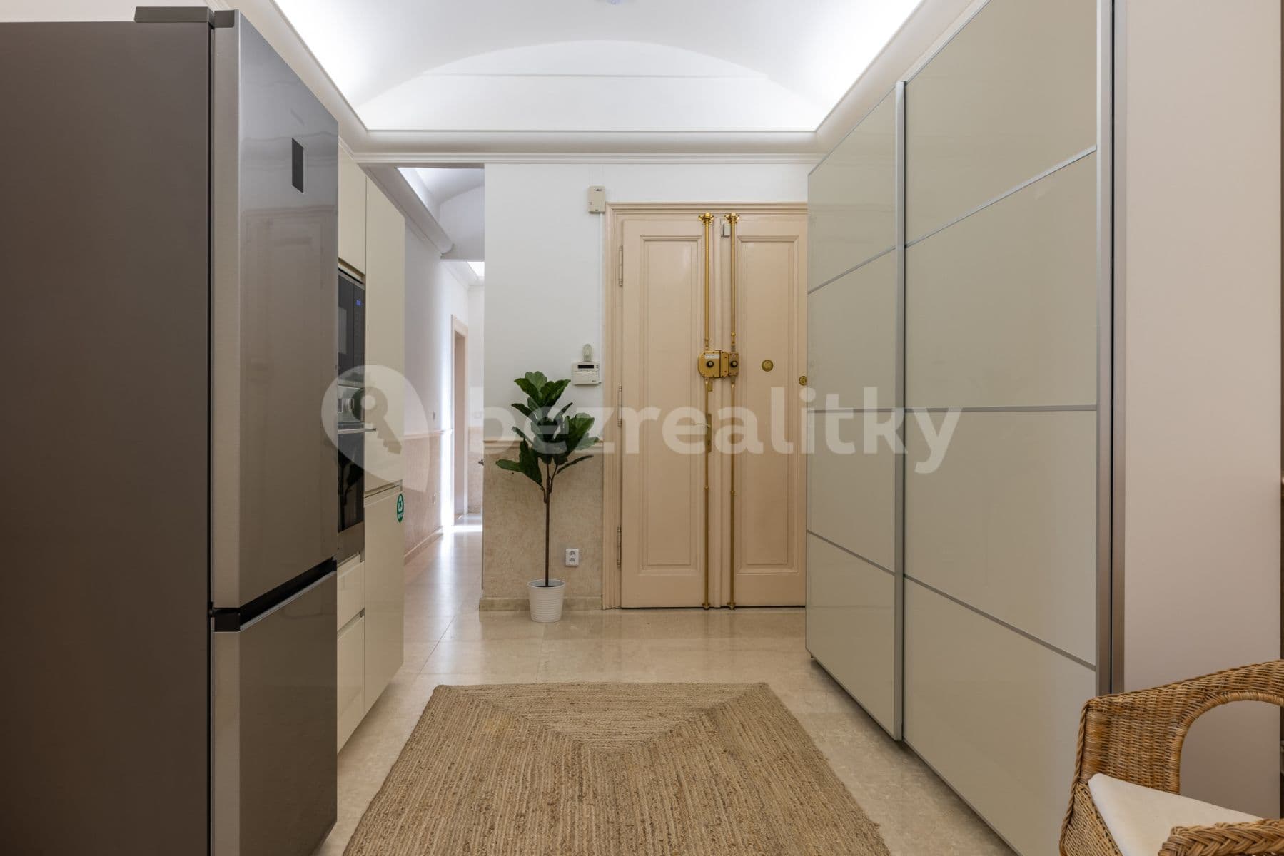 Pronájem bytu  160 m², Ruská, Praha, Praha
