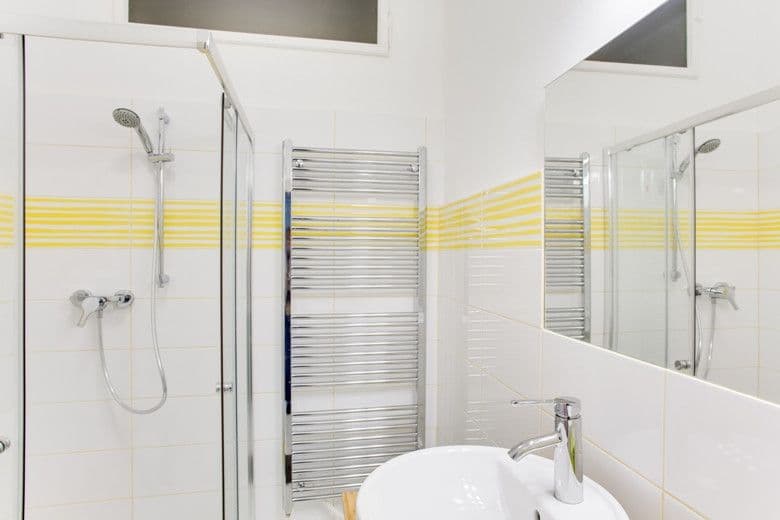 Pronájem bytu  80 m², Plaská, Praha, Praha