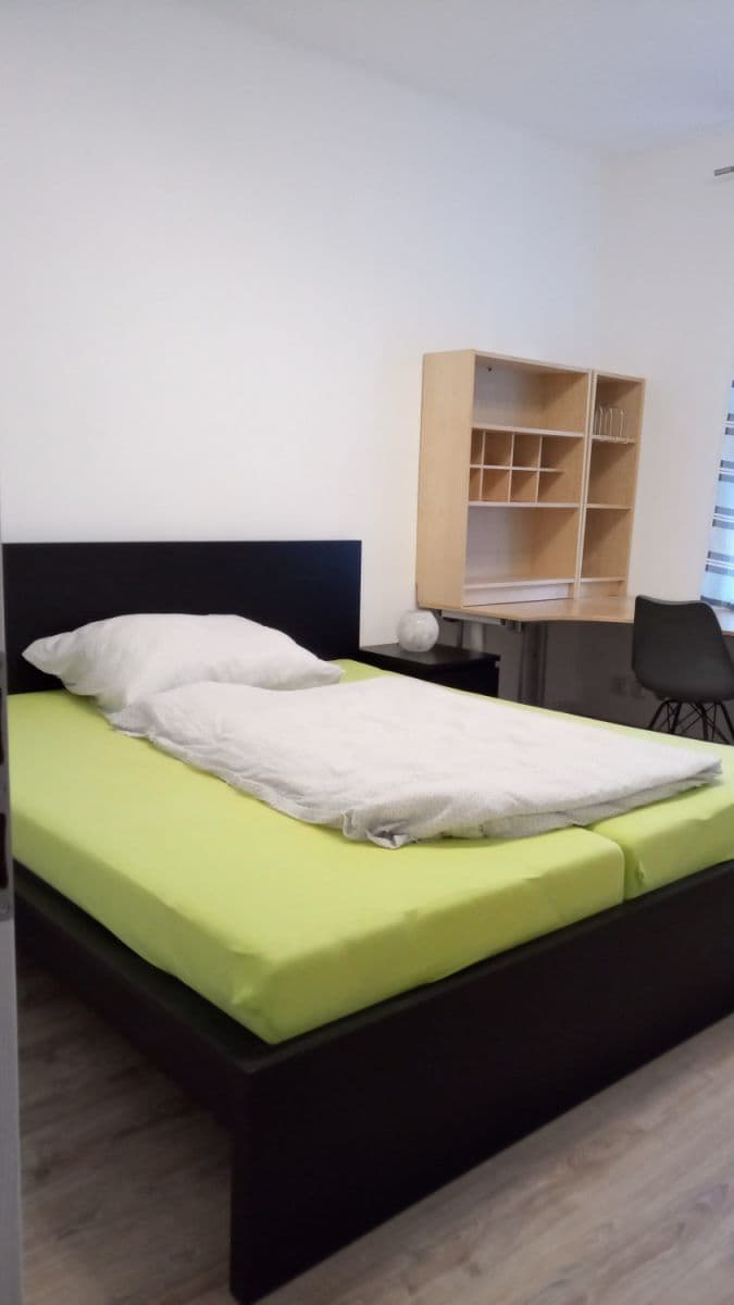 Pronájem bytu  102 m², Xaveriova, Praha, Praha