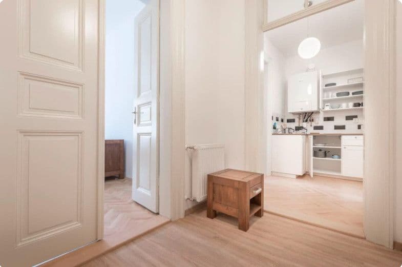 Pronájem bytu  90 m², Blanická, Praha, Praha