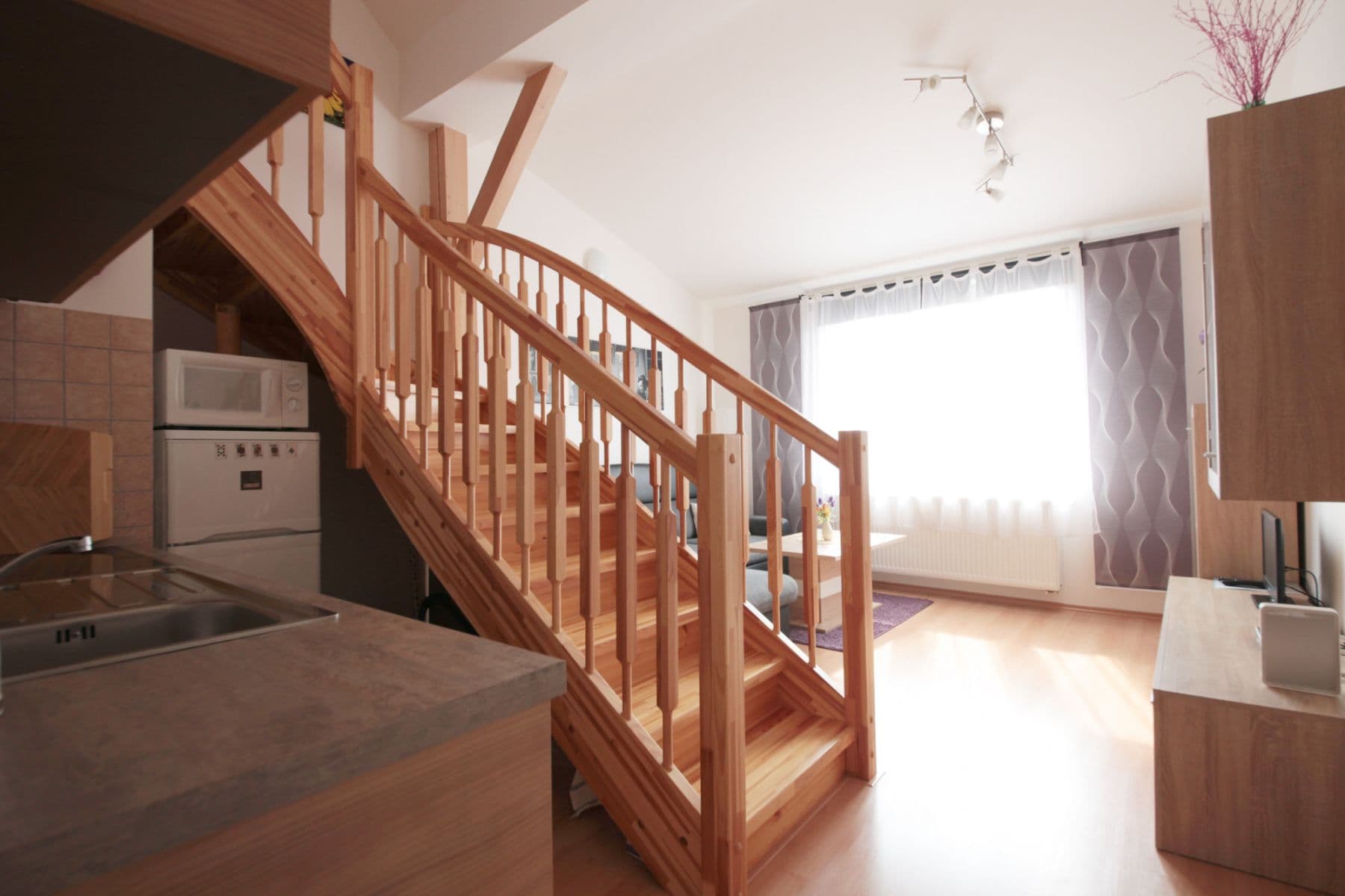 Pronájem bytu  40 m², Buchovcova, Praha, Praha
