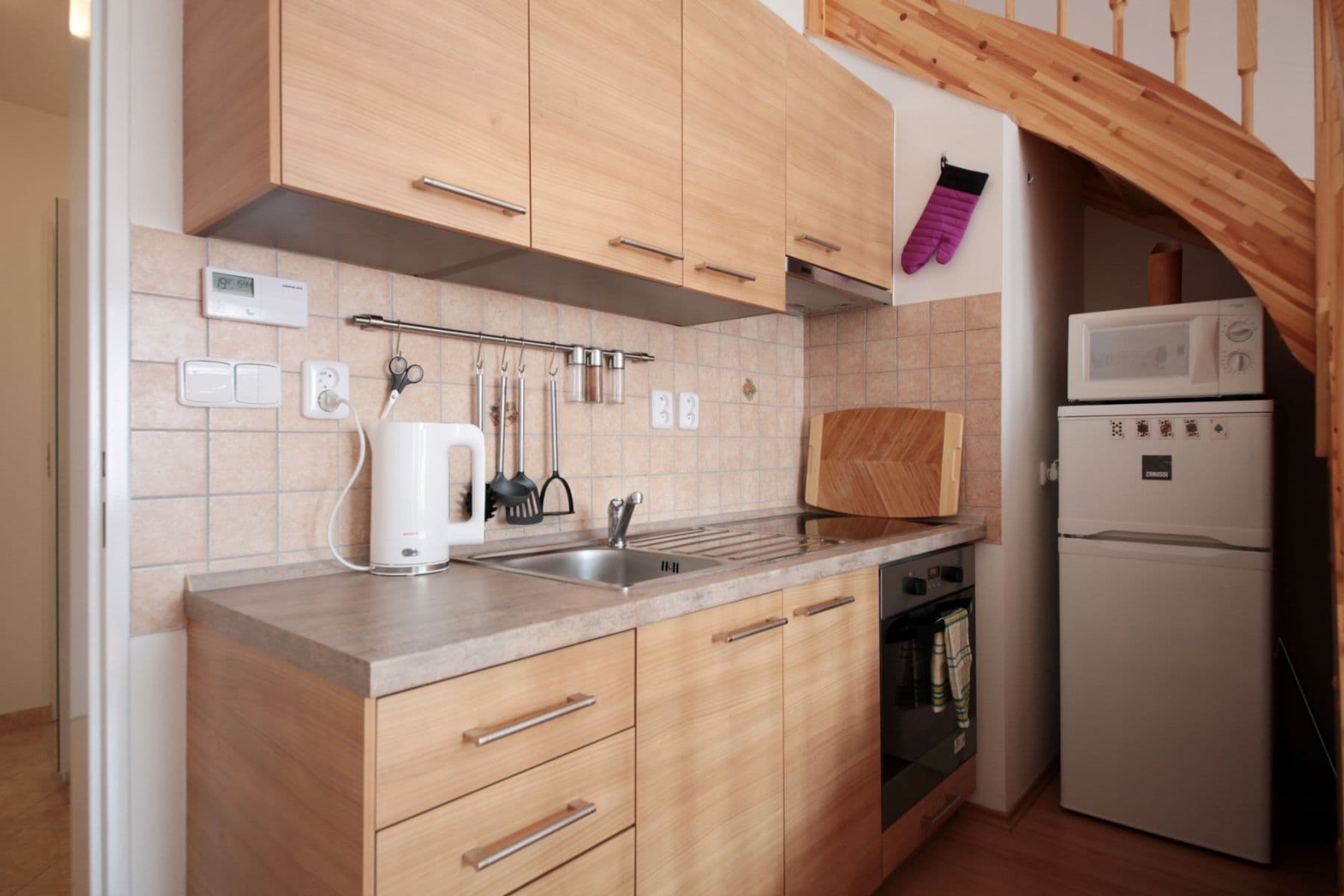 Pronájem bytu  40 m², Buchovcova, Praha, Praha