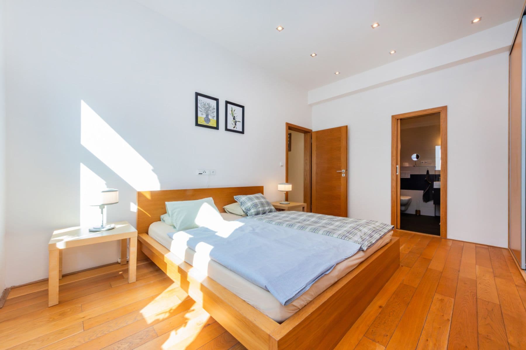 Pronájem bytu  50 m², Kubelíkova, Praha, Praha