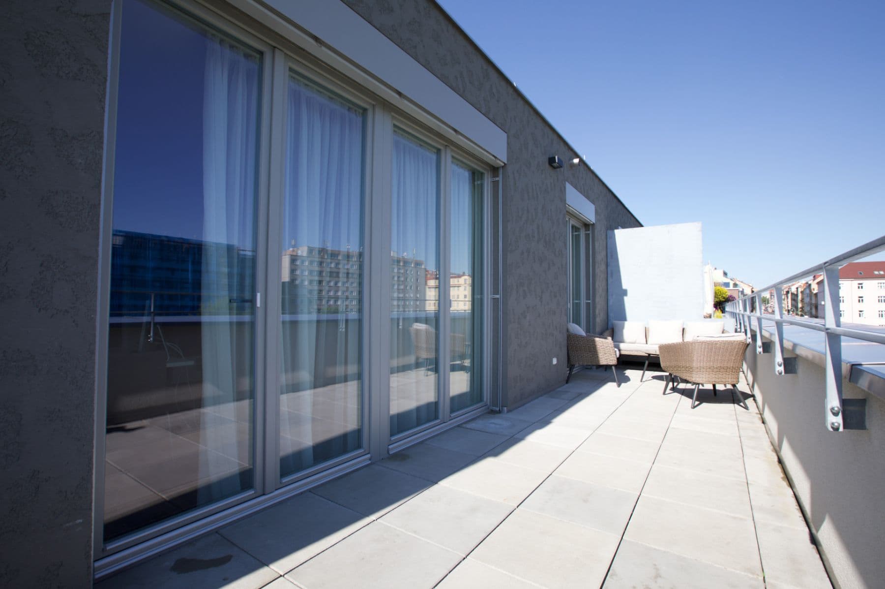 Pronájem bytu  120 m², Hartigova, Praha, Praha