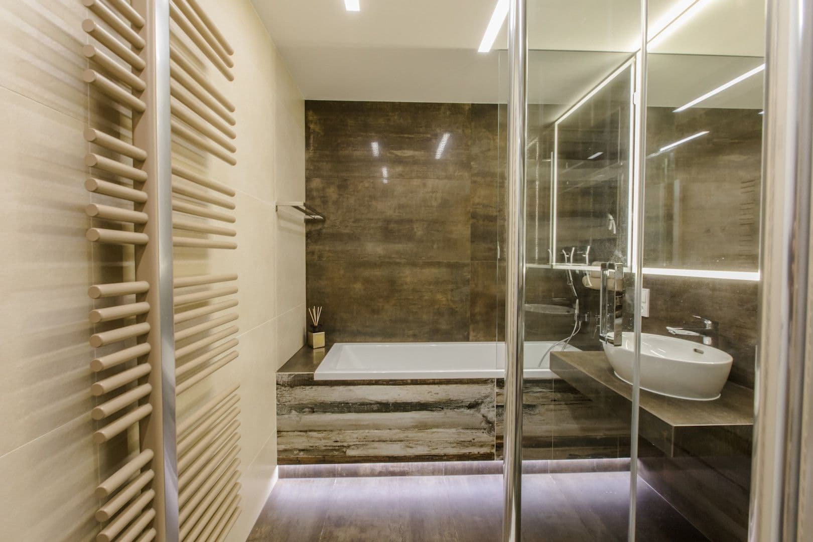 Pronájem bytu  120 m², Hartigova, Praha, Praha