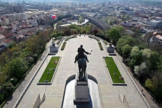 Pronájem bytu  120 m², Hartigova, Praha, Praha