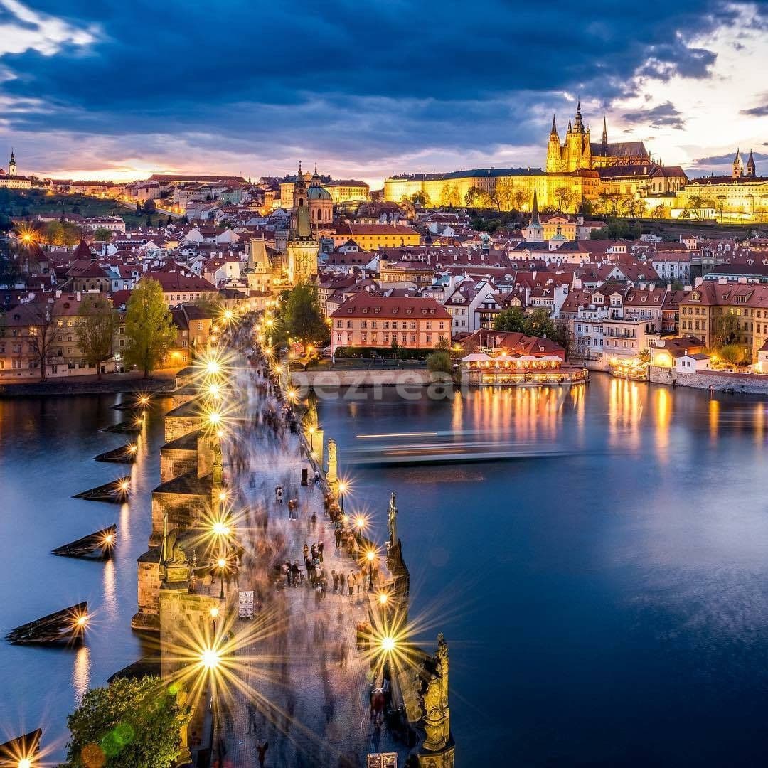 Pronájem bytu  120 m², Hartigova, Praha, Praha