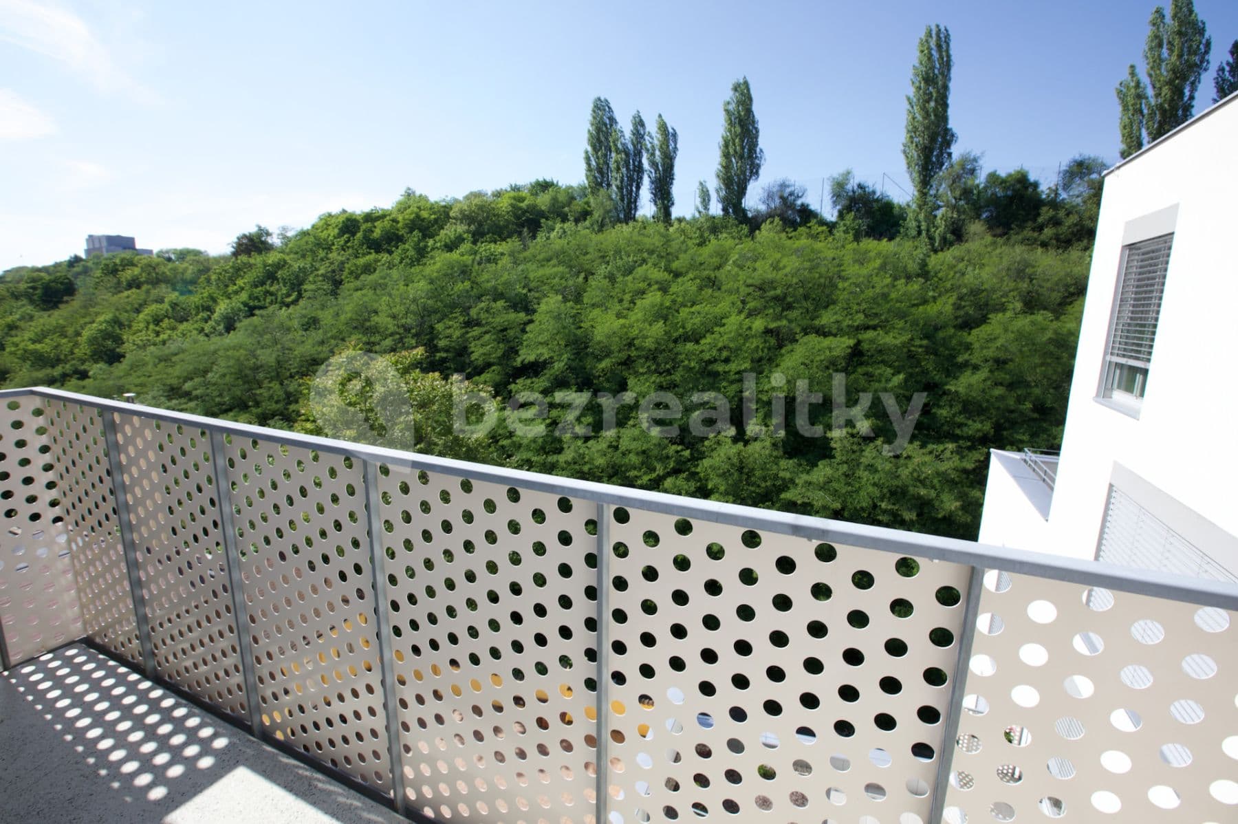 Pronájem bytu  120 m², Hartigova, Praha, Praha