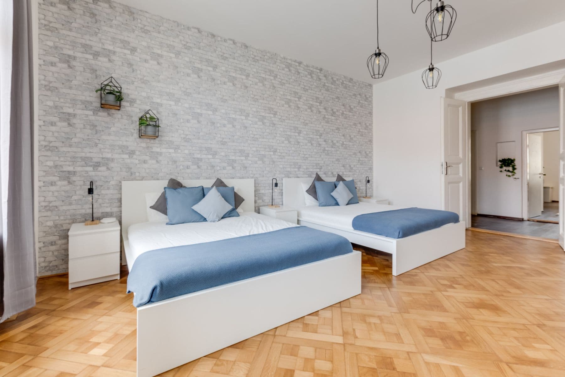 Pronájem bytu  55 m², Lublaňská, Praha, Praha