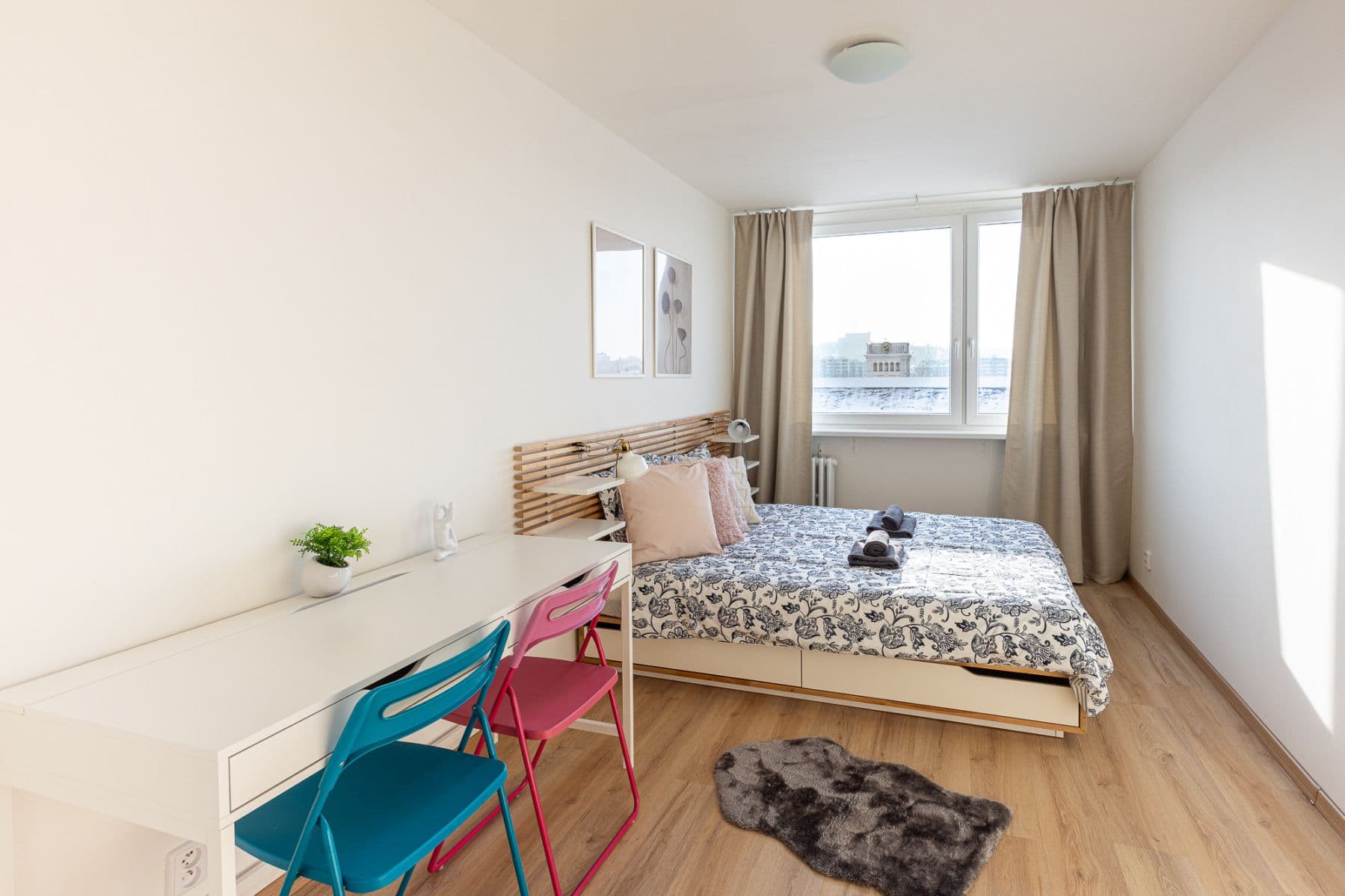Pronájem bytu  45 m², Tusarova, Praha, Praha