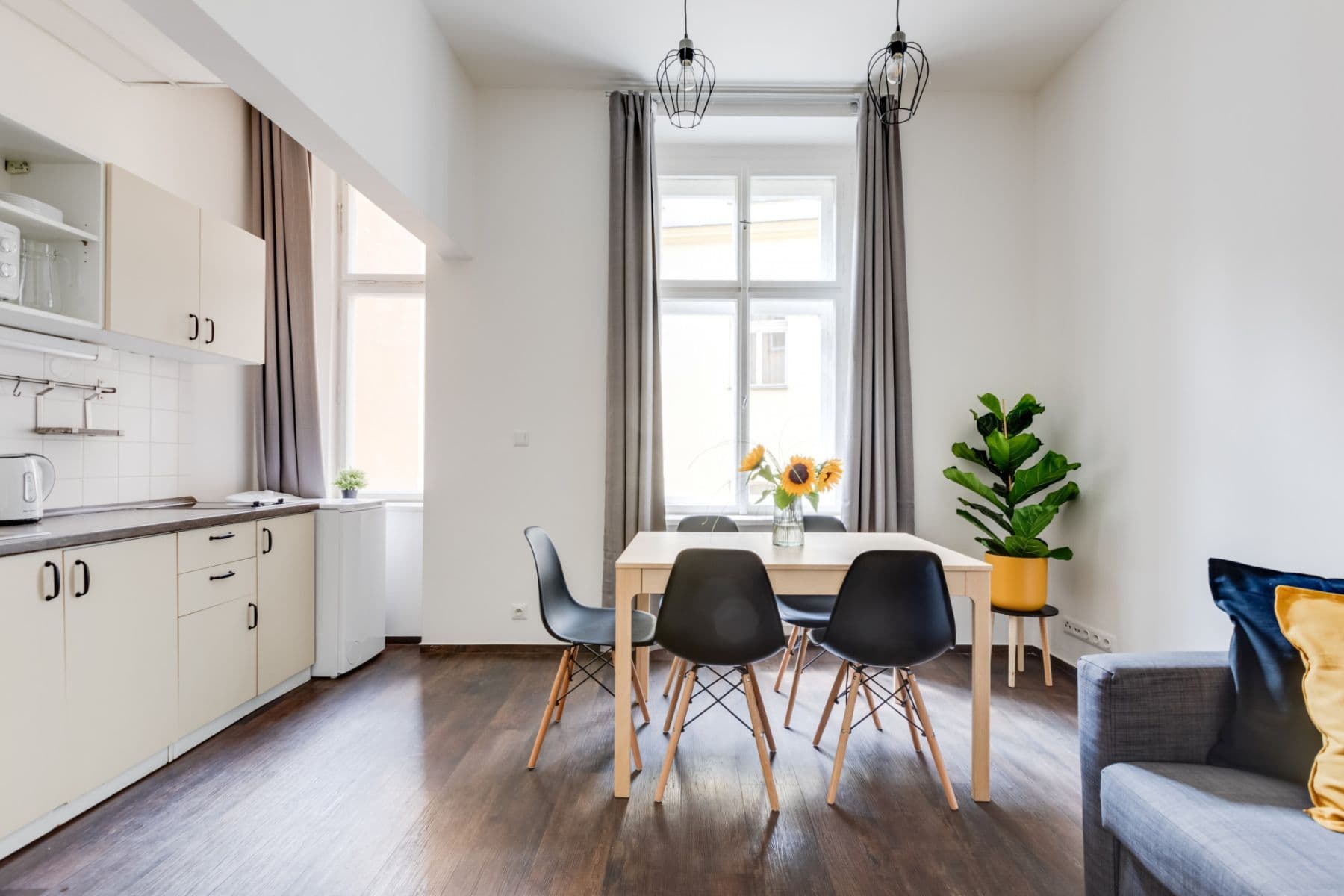 Pronájem bytu  55 m², Lublaňská, Praha, Praha