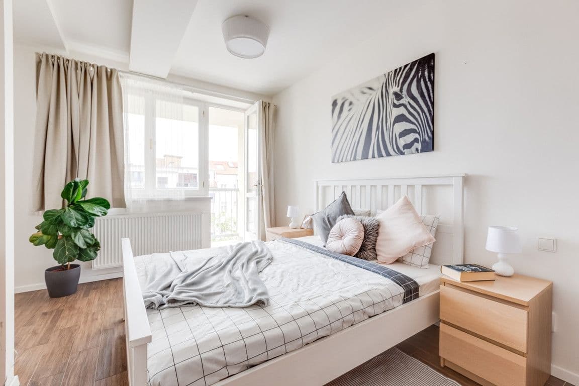 Pronájem bytu  55 m², Legerova, Praha, Praha