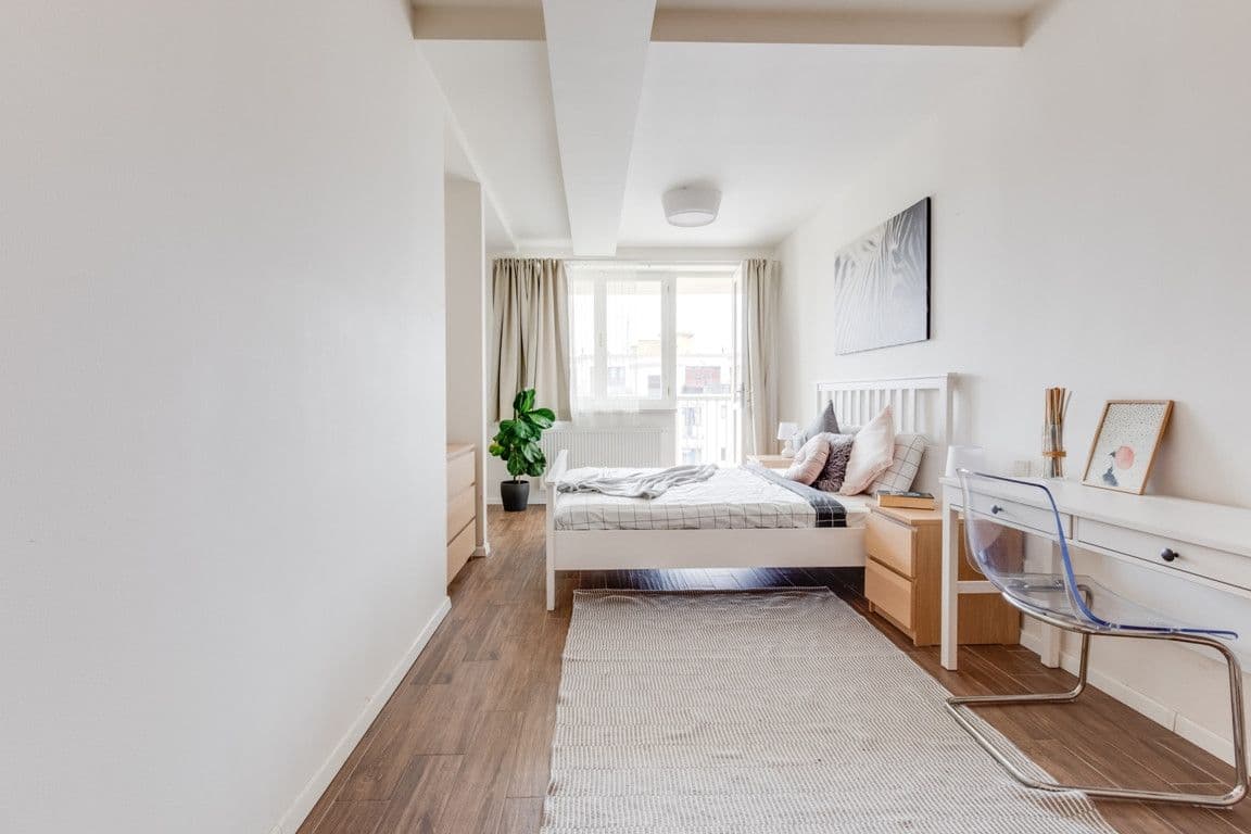 Pronájem bytu  55 m², Legerova, Praha, Praha
