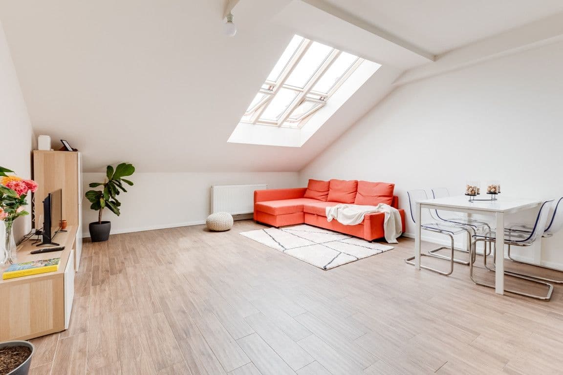Pronájem bytu  55 m², Legerova, Praha, Praha