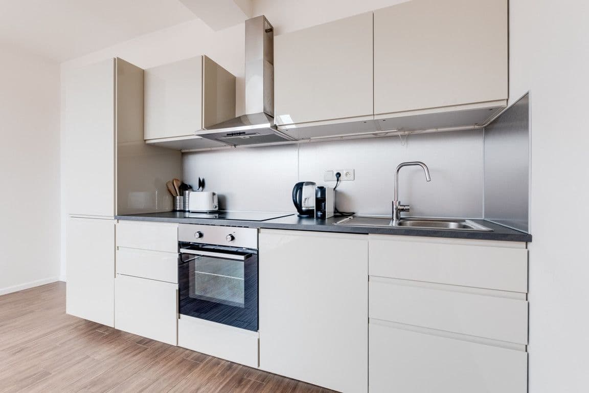 Pronájem bytu  55 m², Legerova, Praha, Praha